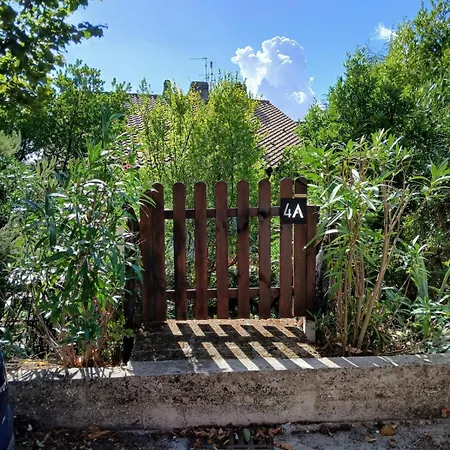 La Maison D'olivier Tatil Evi